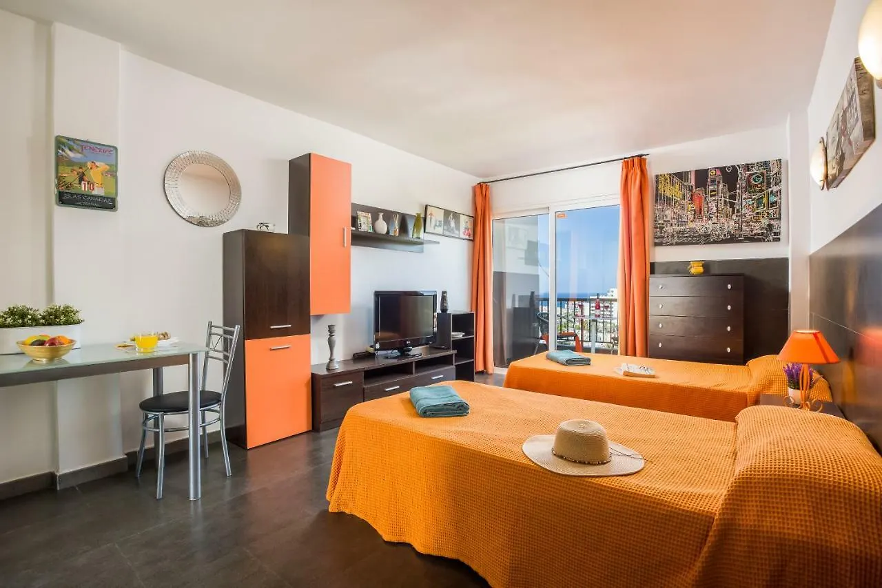 926 Fabulous View Of Lasamericas, Seafront Studio! Playa de las Américas Daire