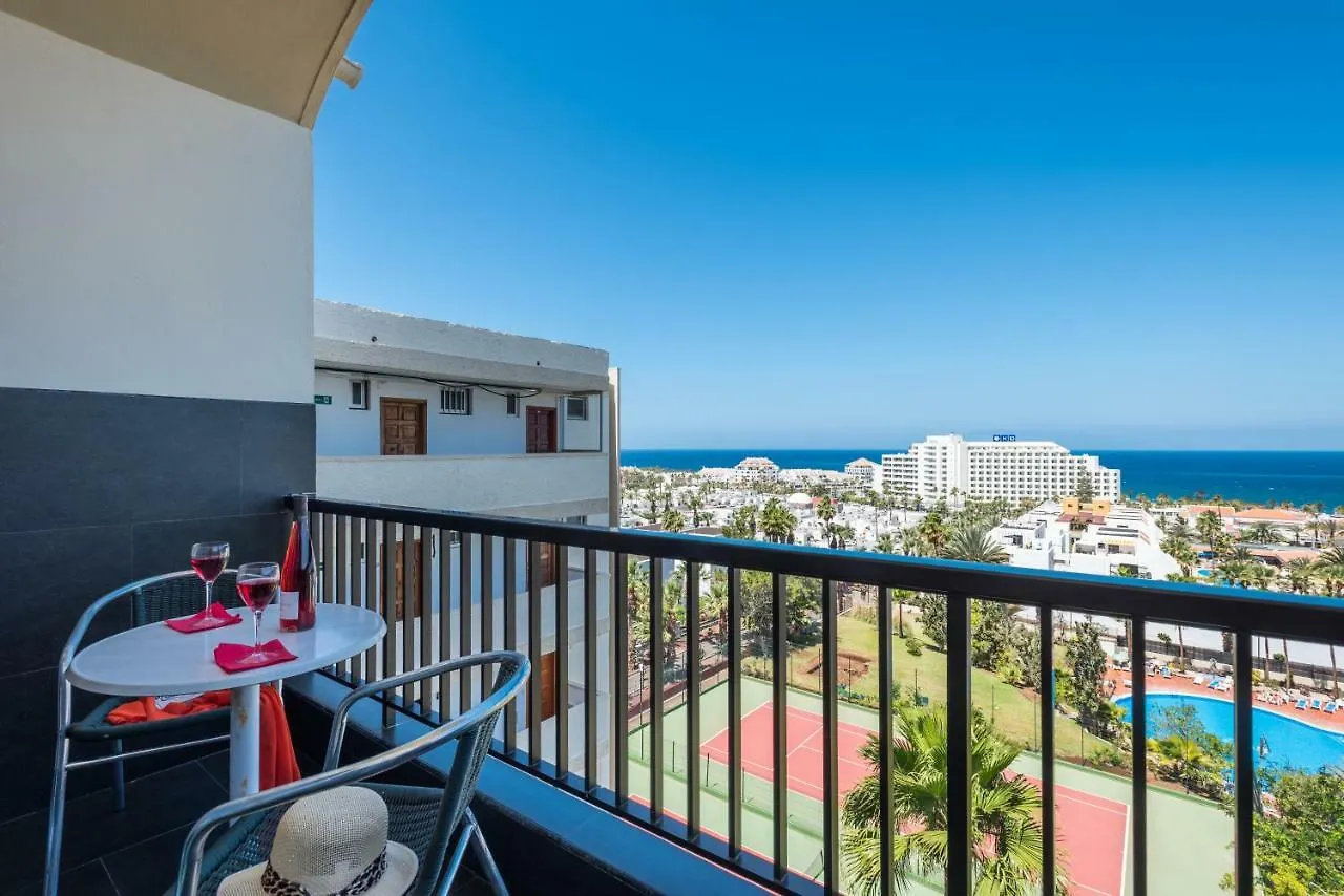 926 Fabulous View Of Lasamericas, Seafront Studio! Playa de las Américas Daire